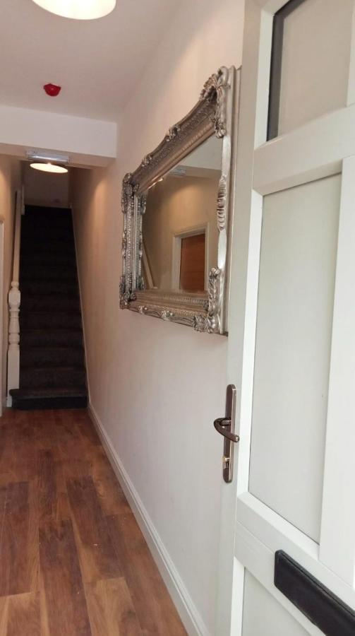 Lovely Refurbished Apartments, Morecambe Promenade Exterior photo